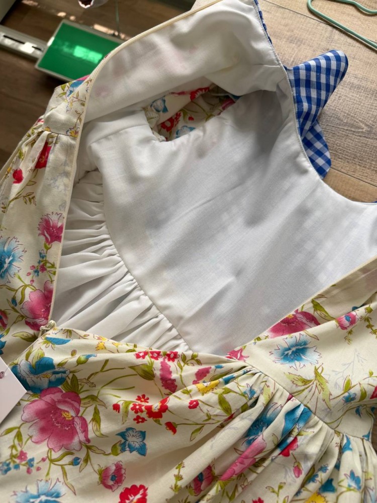 انشودة الزهر (كارهات كبيرة)