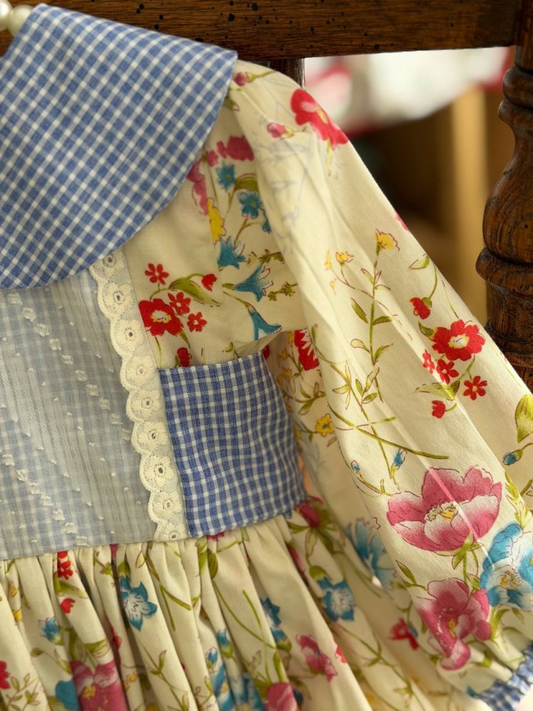 انشودة الزهر (بكشكشة شيفون منقوش)